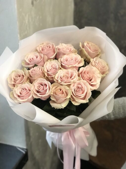 Букет з 15 троянд "Pink Mondial" Еквадор