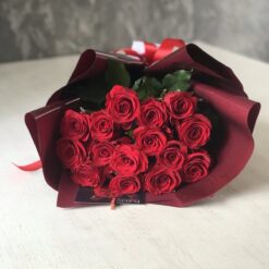 Букет из 15 красных роз 50 см