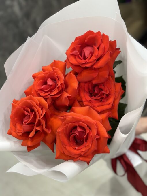 Букет з 5 червоних троянд "Nina" Еквадор