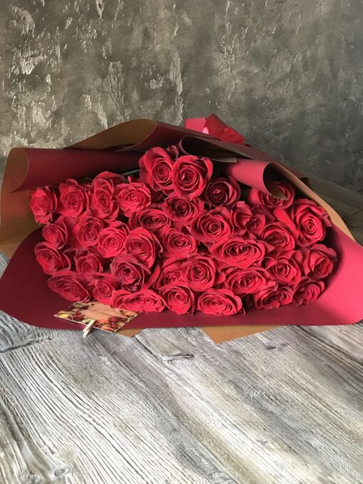Букет з 51 червоної троянди "Ever Red" 60 см