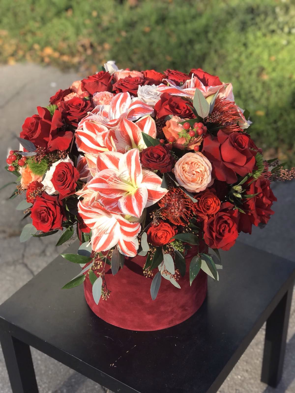 Hat Box - Floral Mix Dark "L+"