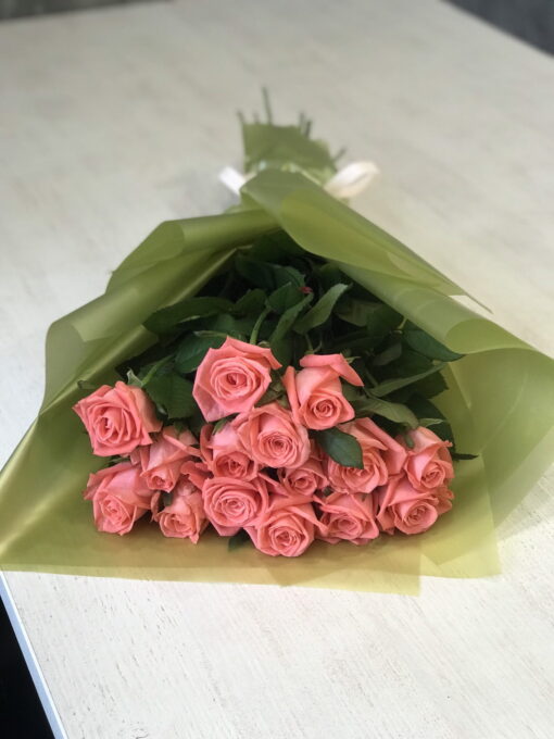 Букет из 15 или 25 роз "Анна Карина" - 60 см