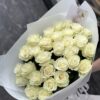Букет з 25 білих троянд Mondial