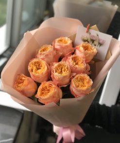 Букет из 9 пионовидных роз 