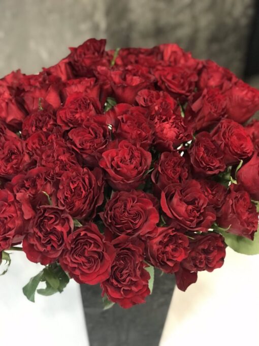 Букет из 25 или 45 красных роз "Hearts" 60 см