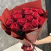 Букет з 15 червоних троянд 