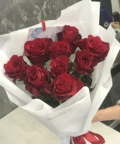 Букет з 9 червоних троянд "Explorer" Еквадор 80 см