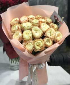 Букет из 9 или 19 пионовидных роз 