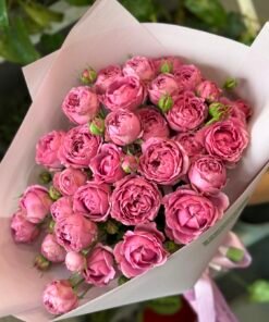 Букет з 11 гілок піоноподібних троянд "Misty Bubbles"