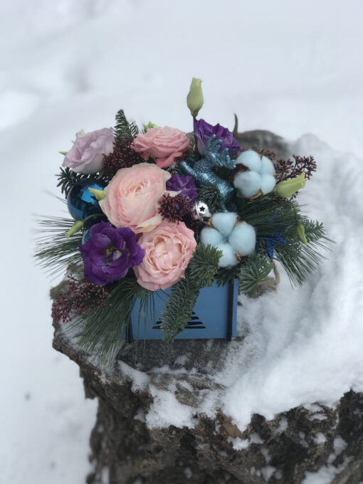 Gift Box "Christmas Flowers" Blue