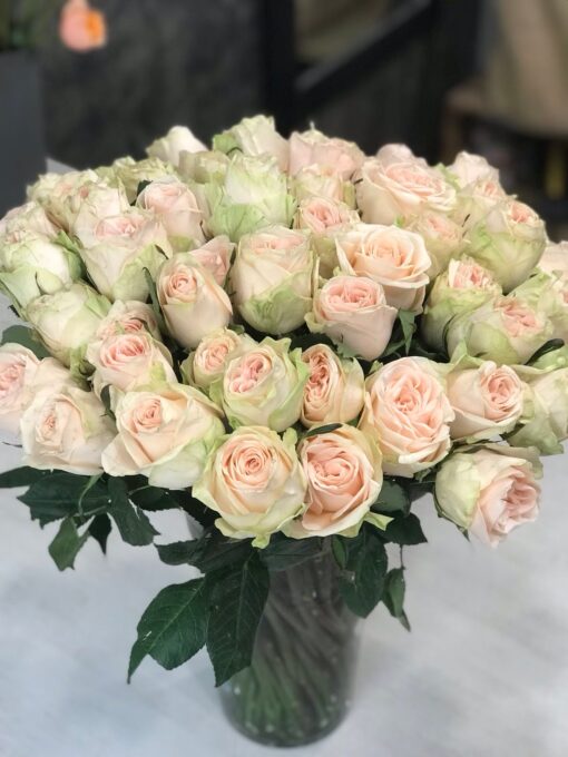 Букет из 25 или 45 кремовых роз "Wedding"