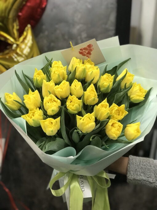 Букет из 15 или 21 Желтых Пионовидных тюльпанов