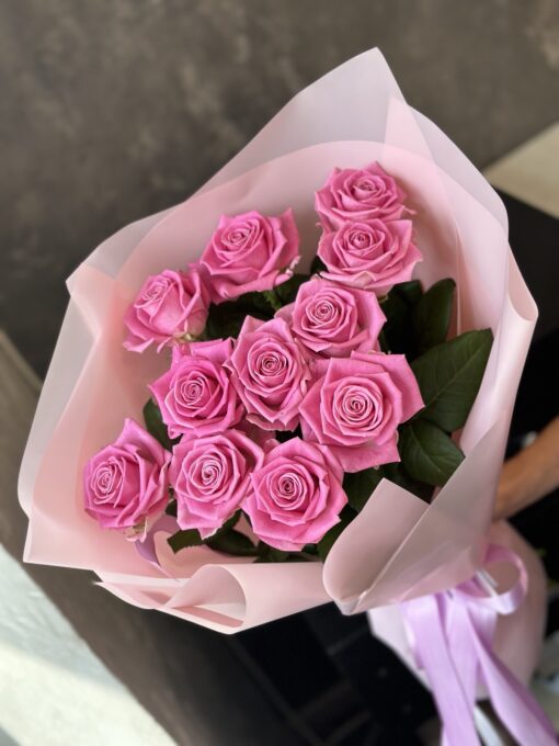 Букет з 11 рожевих троянд "Aqua" 60 см
