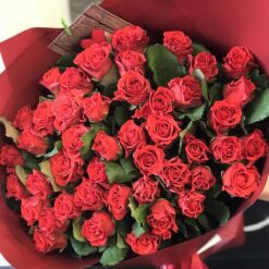 Букет з 51 червоної троянди "Ельторо"