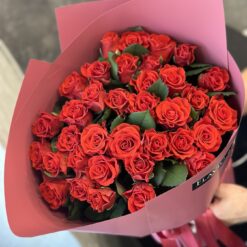 Букет з 35 червоних троянд "Ельторо" 50 см