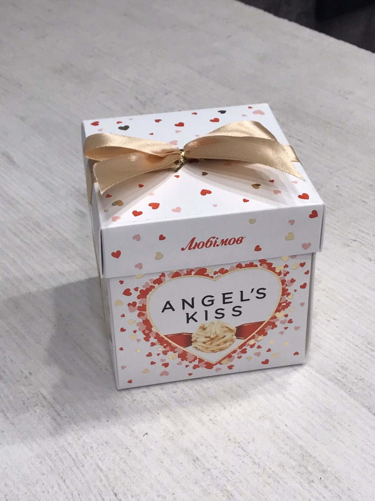Цукерки білі з мигдалем "Angel's kiss" Любімов