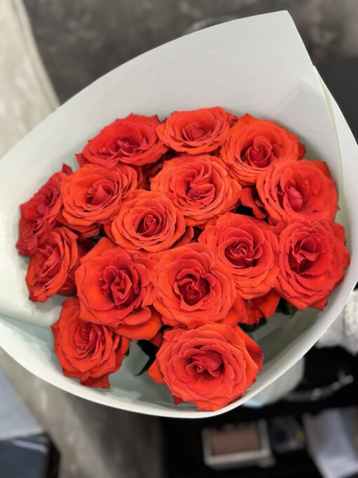 Букет з 15 червоних троянд "Nina" Еквадор