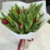 Букет з 15 або 21 червоних тюльпанів