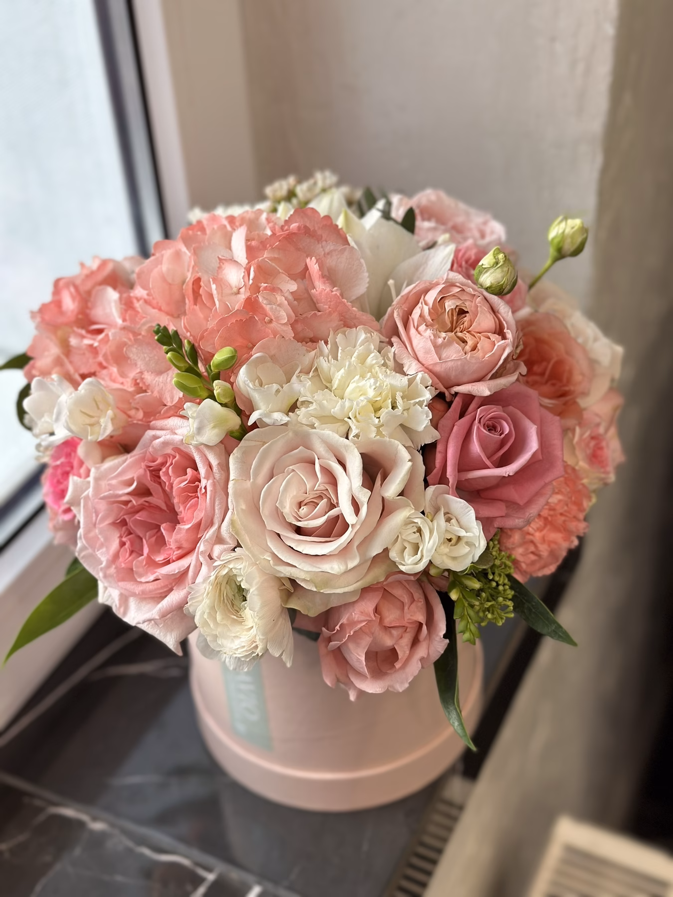 Hat Box - Pink "S"