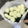 Букет з 15 білих троянд Аваланч 70 см