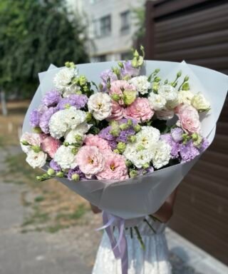 Букет 15 еустом
