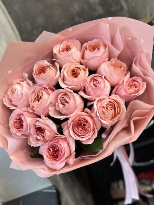 Букет з 15 піоноподібних троянд "Pink Expression" Еквадор