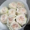“VIP Parfume” Букет з 9 піоноподібних троянд 