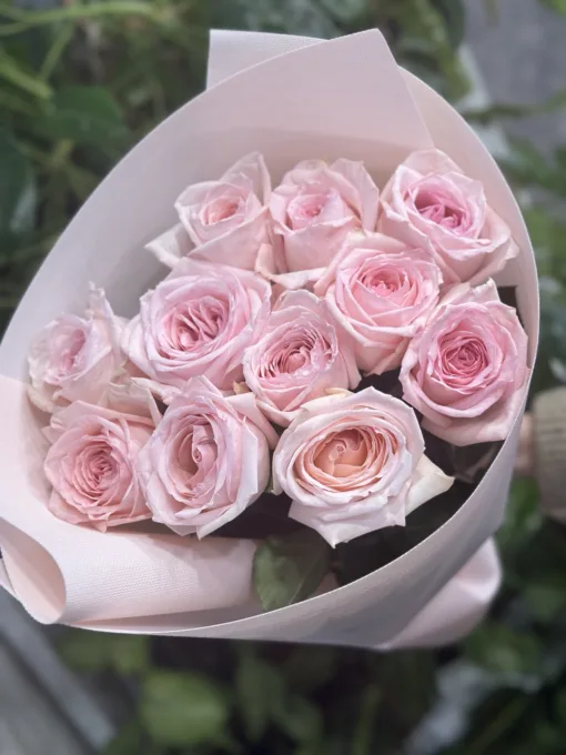 “VIP Parfume” Букет з 9 або 15 піоноподібних троянд "Pink O'Hara"