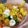 Букет з піоноподібними тюльпанами, нарцисами та мімозою #229