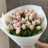 Букет з 35 піоноподібних тюльпанів “Gabriella”