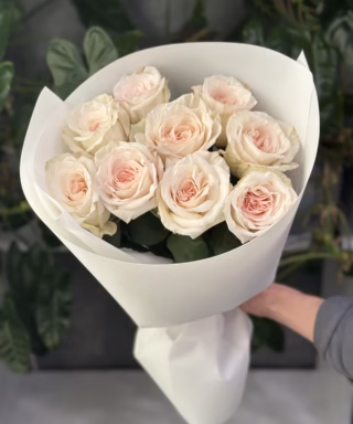 “Parfume” Букет з 9 піоноподібних троянд "O'Hara"