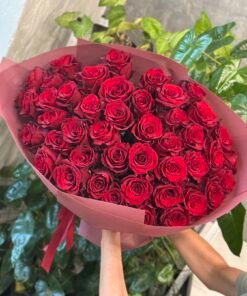 Букет з 45 червоних троянд "Explorer" Еквадор 60 см