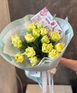 Букет 15 піоноподібних тюльпанів