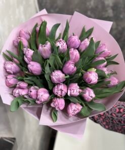 Букет з 25 піоноподібних тюльпанів "Katinka"