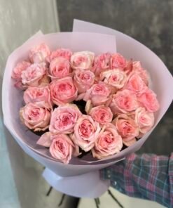 Букет з 25 піоноподібних троянд "Pinky Winky"