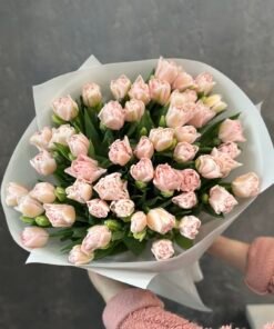 Букет з піоноподібних тюльпанів “Dreamer” 51 шт
