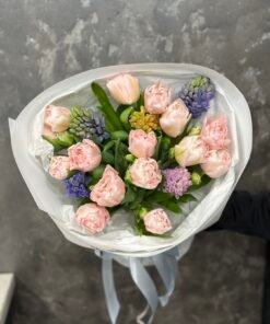 Букет з піоноподібними тюльпанами та гіацинтами #122