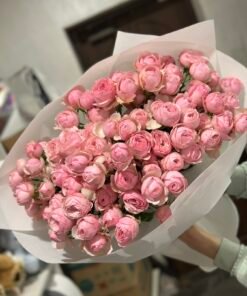 Букет з кущових троянд Pink Park 21 шт