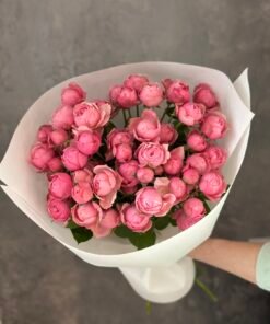 Букет з кущових троянд Silva Pink 11 шт