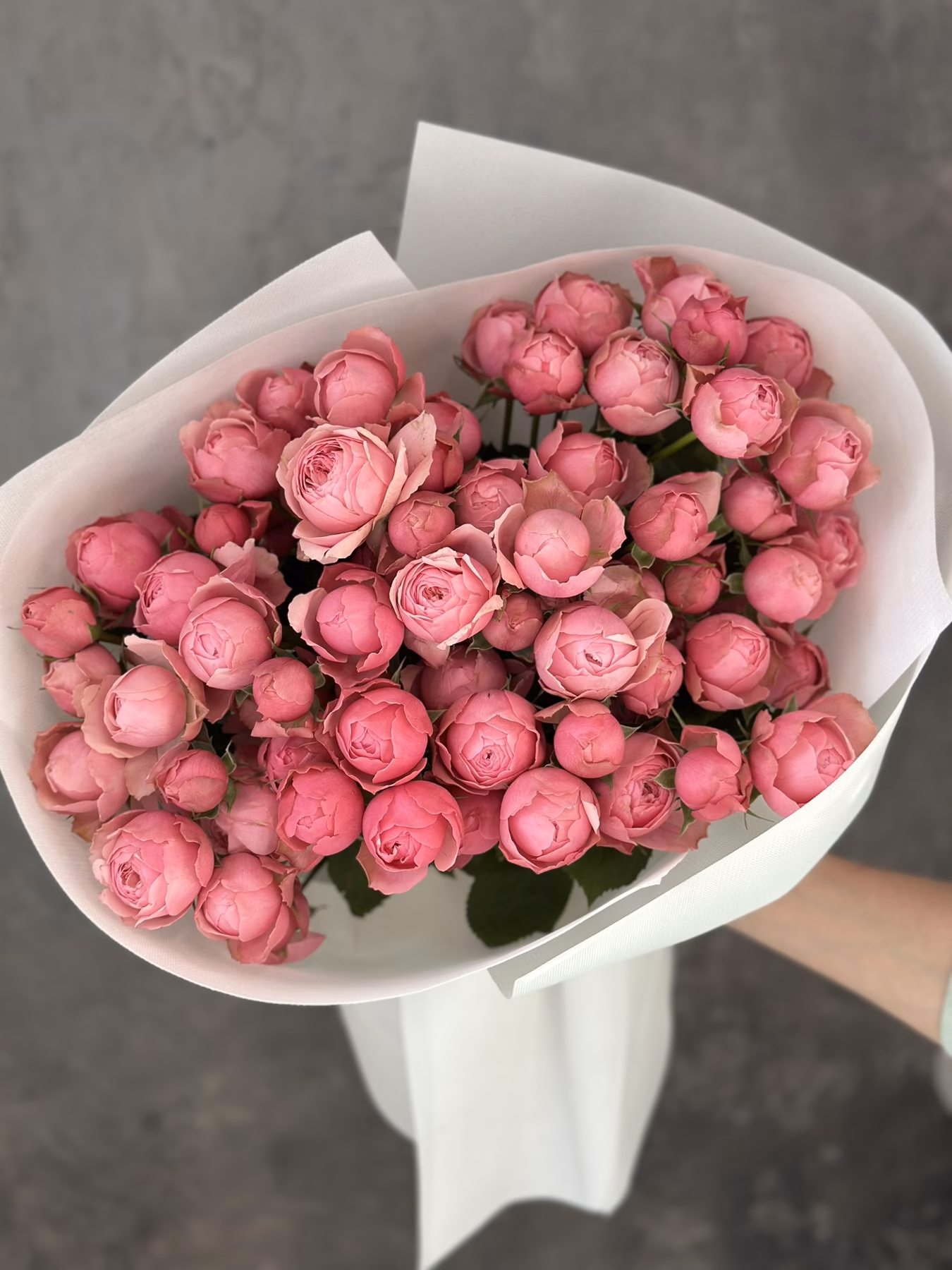 Букет з кущових троянд Silva Pink 15 шт