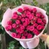 Букет з 11 або 15 гілок кущових троянд 